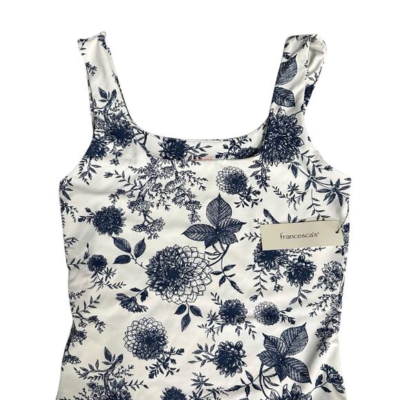 NEW Yummi By Francescas Blue and White Floral Bodysuit Size Small - Picture 3 of 8